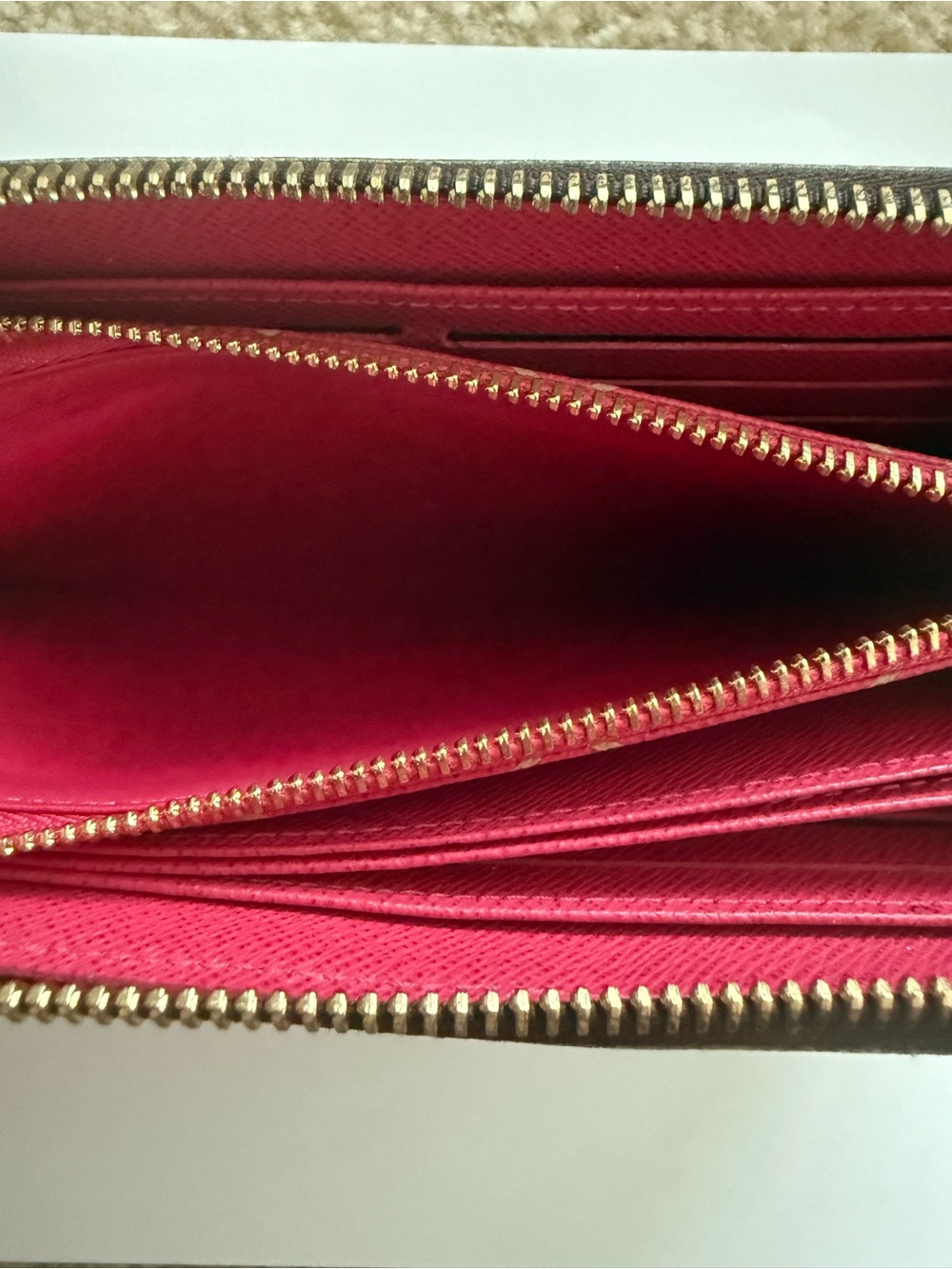 Louis Vuitton Zippy Wallet - 2018 Summer Trunks Limited Edition - Picture 12 of 15